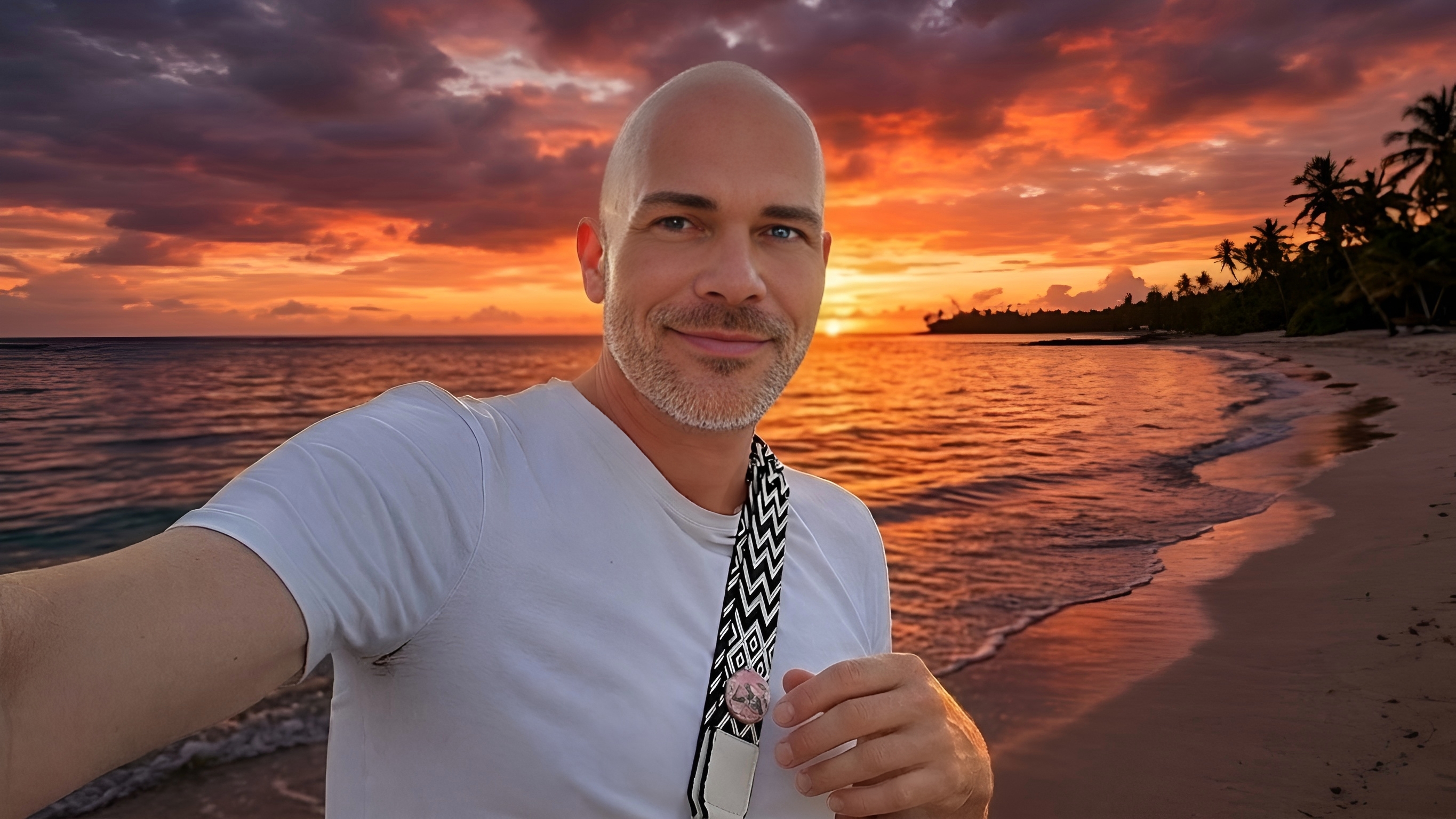 DADDY MIKE veröffentlicht offizielles Musikvideo zu "TE AMO AMOR (2026 Remaster)"